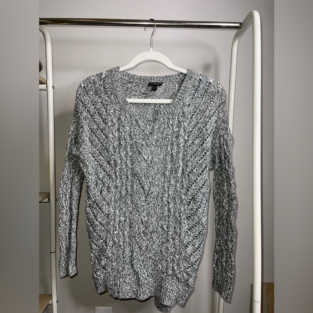 Express gray cable knit sweater size XS